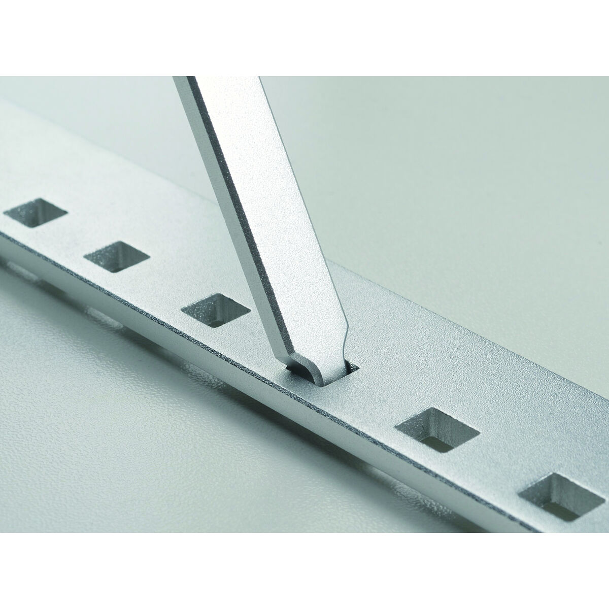 Base di Raffreddamento per PC Portatile Conceptronic Thana Ergo F Argentato 3 S8420710_1