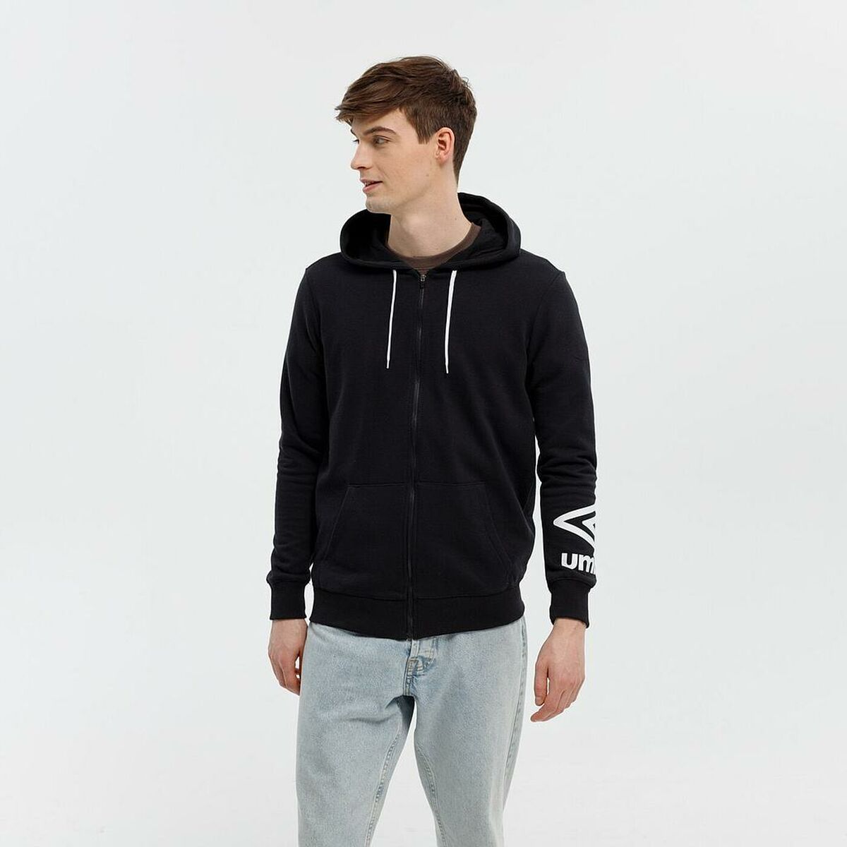 Felpa con Cappuccio Uomo FW TERRACE ZIP HOODIE Umbro 66063U 060 Nero 2 S2022759_0