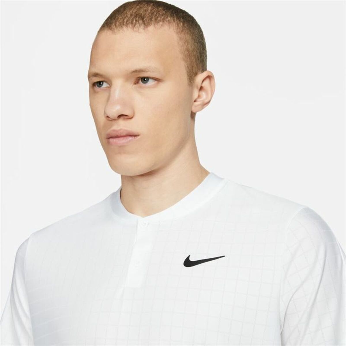 Polo a Maniche Corte Uomo Nike Court Dri-Fit Advantage Bianco 4 S6471997_2