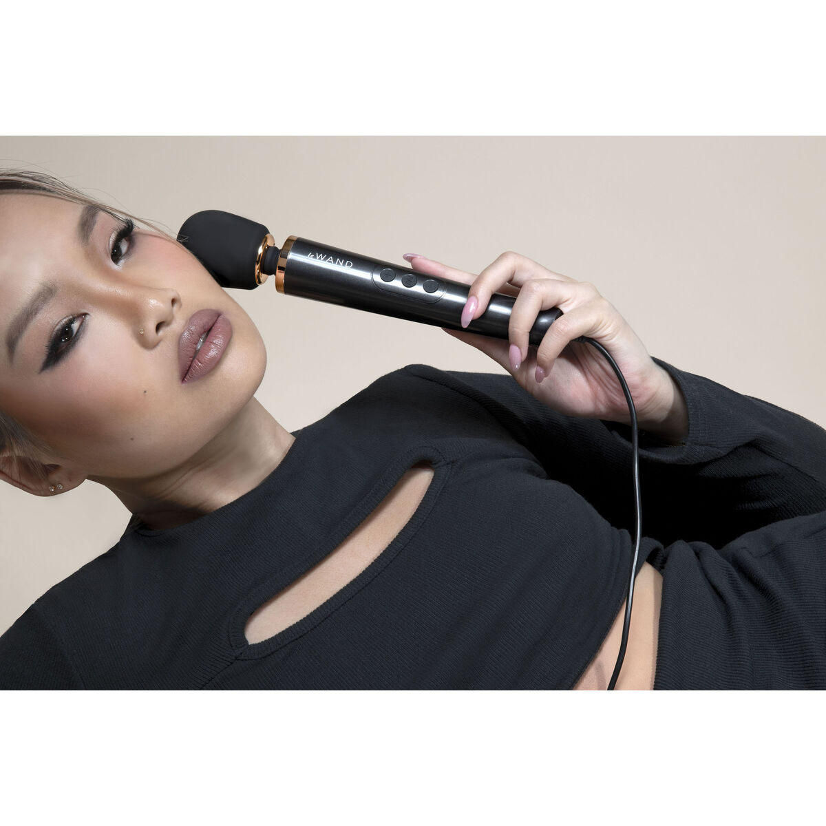 Vibratore Le Wand Nero 19 S9402993_17