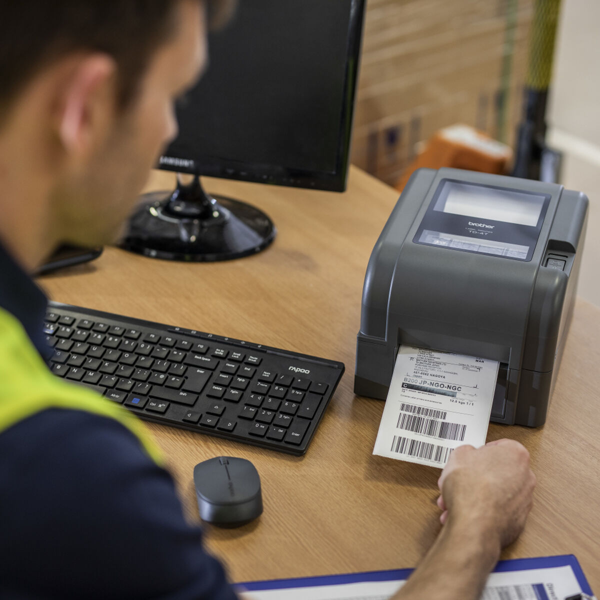 Stampante per Etichette Brother TD4520TNZ1 6 S55100630_4