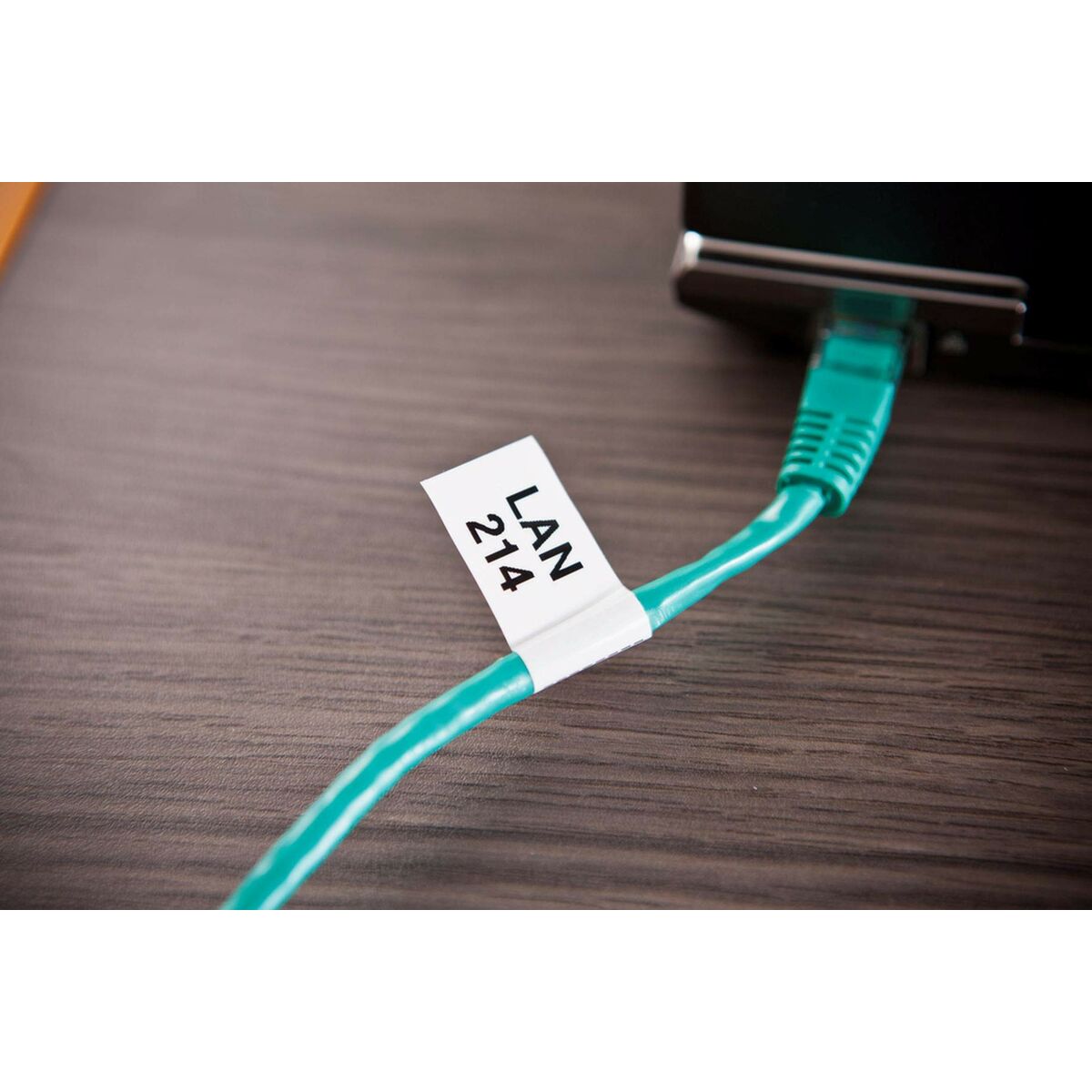 Nastro Laminato per Etichettatrici Brother TZe-FX221 Nero Nero/Bianco (9 mm x 8 m) 4 M0502790_2