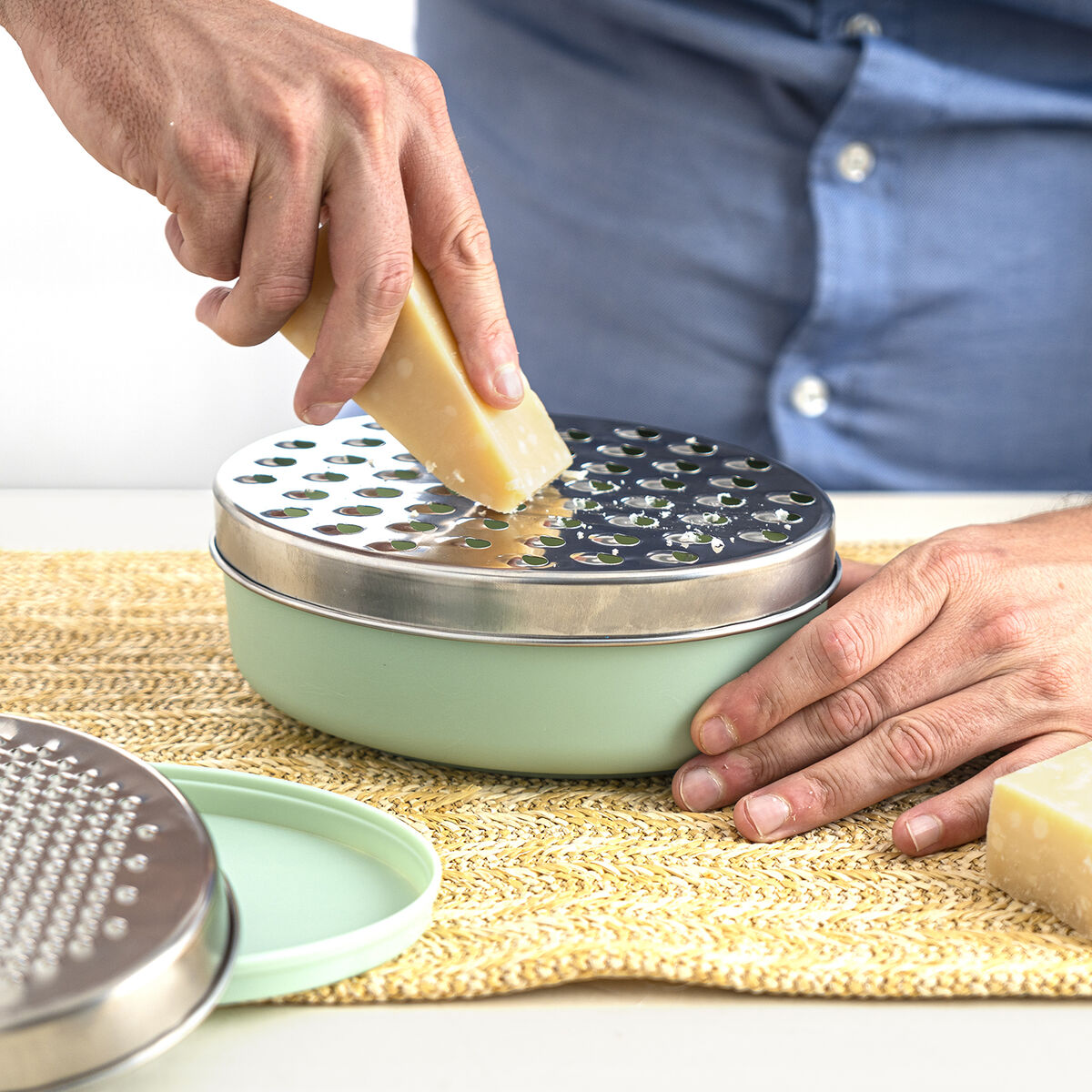 Grattugia con Contenitore Quid Ozon Verde Metallo 17 x 12 x 7 cm (12 Unità) 8 S2711907_6