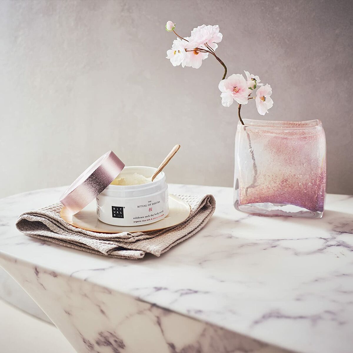 Esfoliante Corpo Rituals The Ritual Of Sakura 250 g 3 S05114254_1