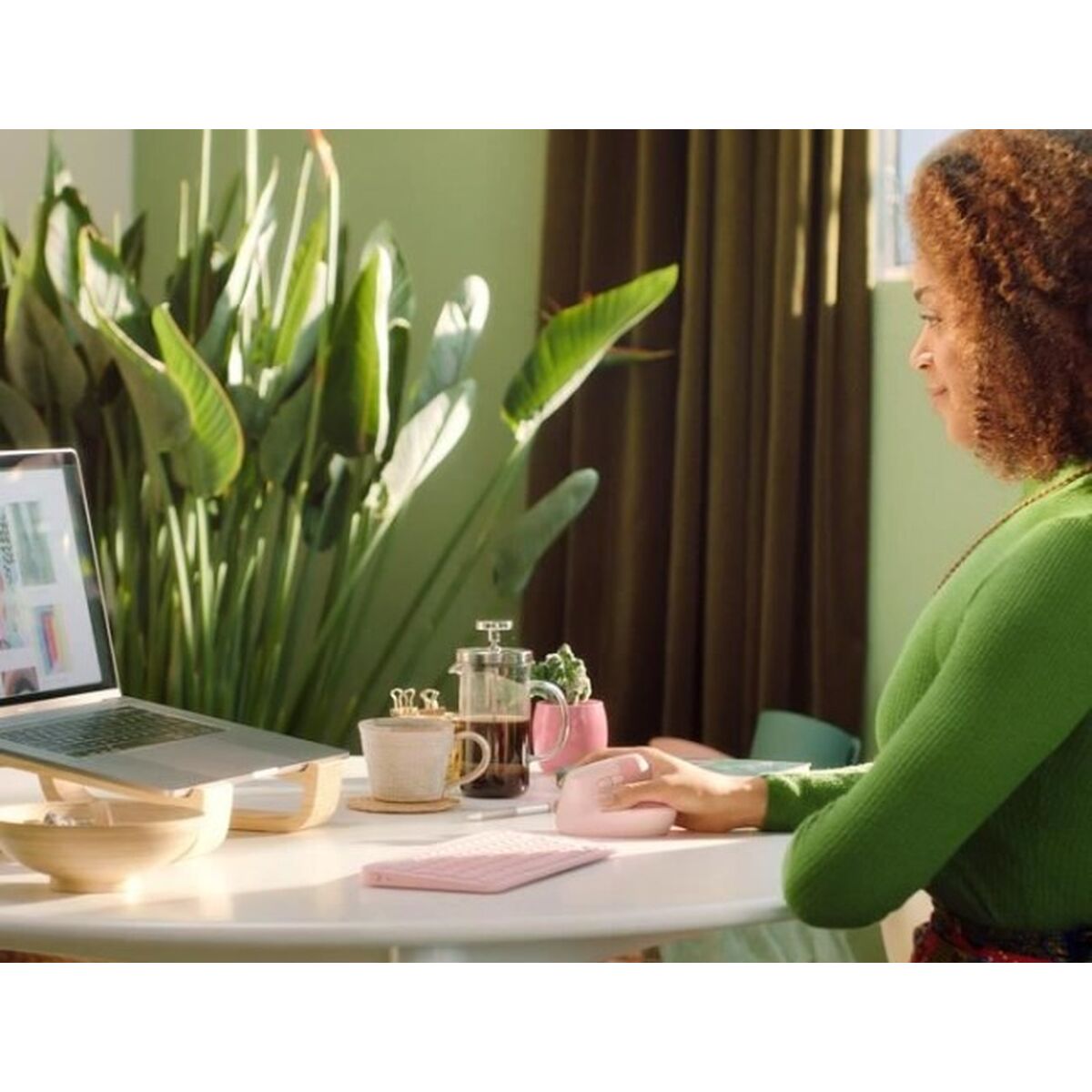 Mouse Logitech Lift Rosa Rose 5 M0515373_3