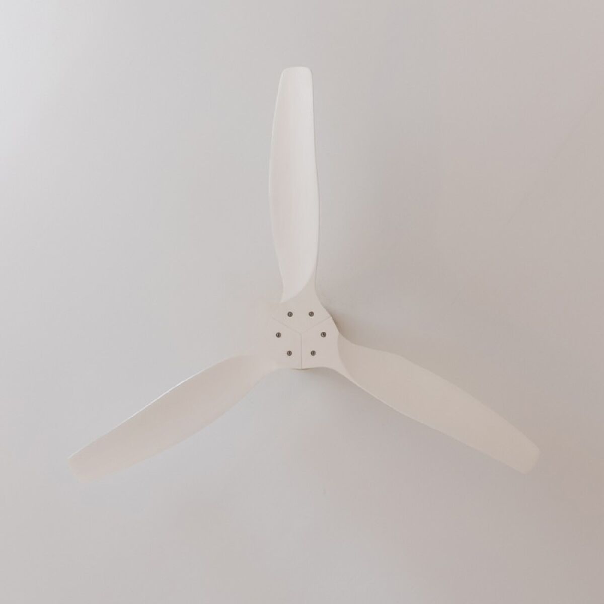 Ventilatore da Soffitto Cecotec EnergySilence Aero 5500 Aqua Bianco 40 W Ø132 cm Legno 4 V1709205_2