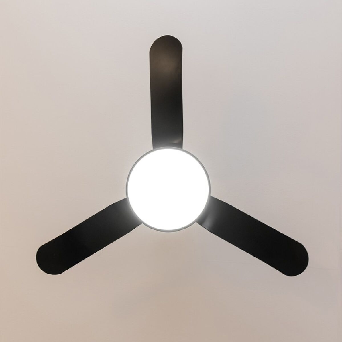 Ventilatore da Soffitto con Luce Cecotec EnergySilence Aero 5200 Nero 22 W 40 W 3 V1709231_1