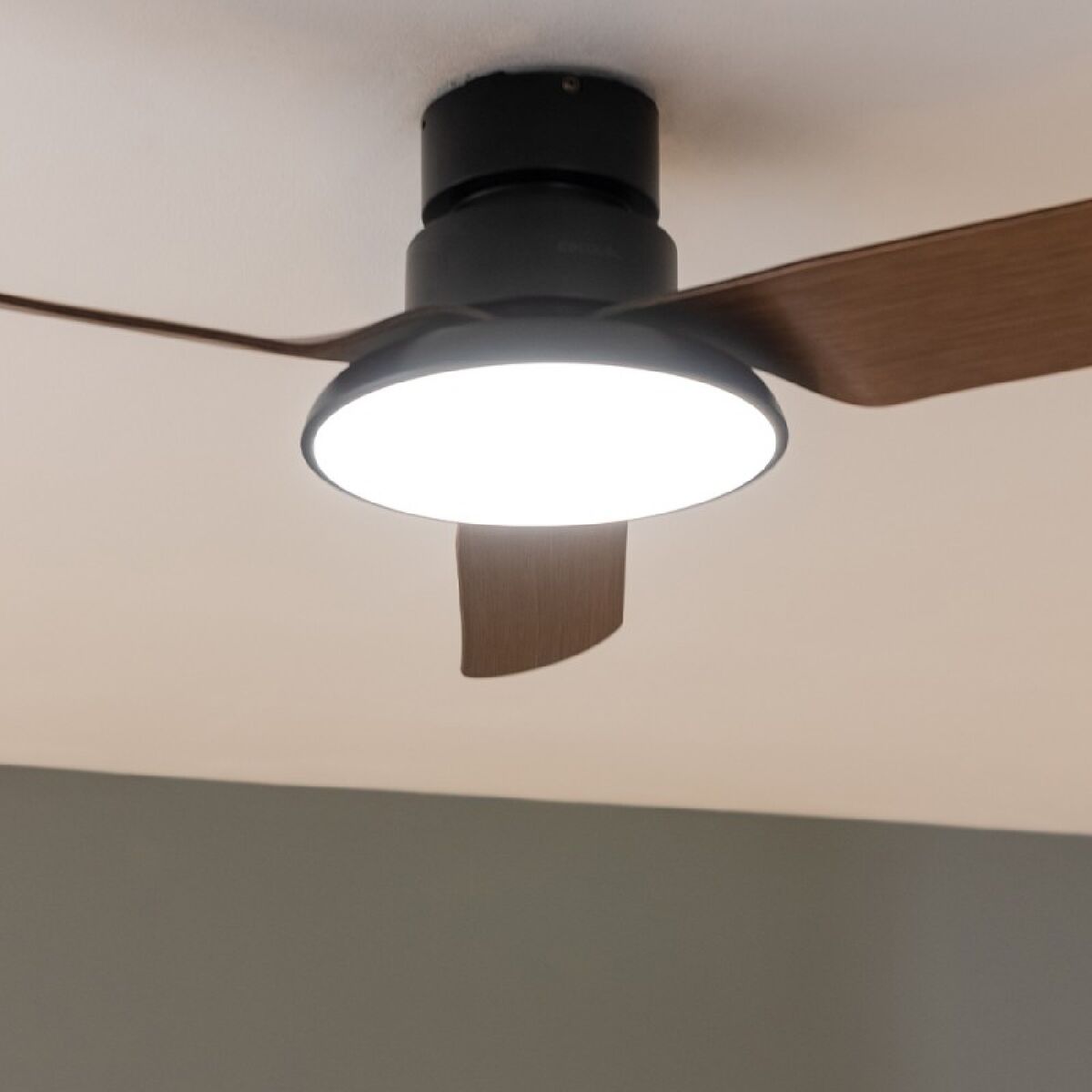 Ventilatore da Soffitto con Luce Cecotec EnergySilence Aero 5200 22 W 40 W Legno 5 V1709233_3