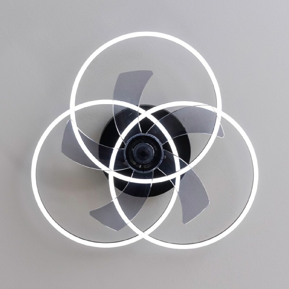 Ventilatore da Soffitto con Luce Cecotec EnergySilence LampAero 670 FlowLight 20 W 45 W Metallo 4 V1709251_2